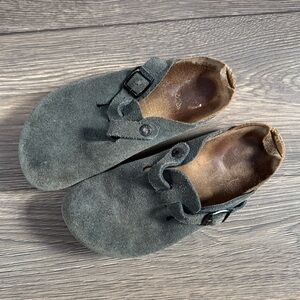 Women’s Navy Blue Birkenstock Clog